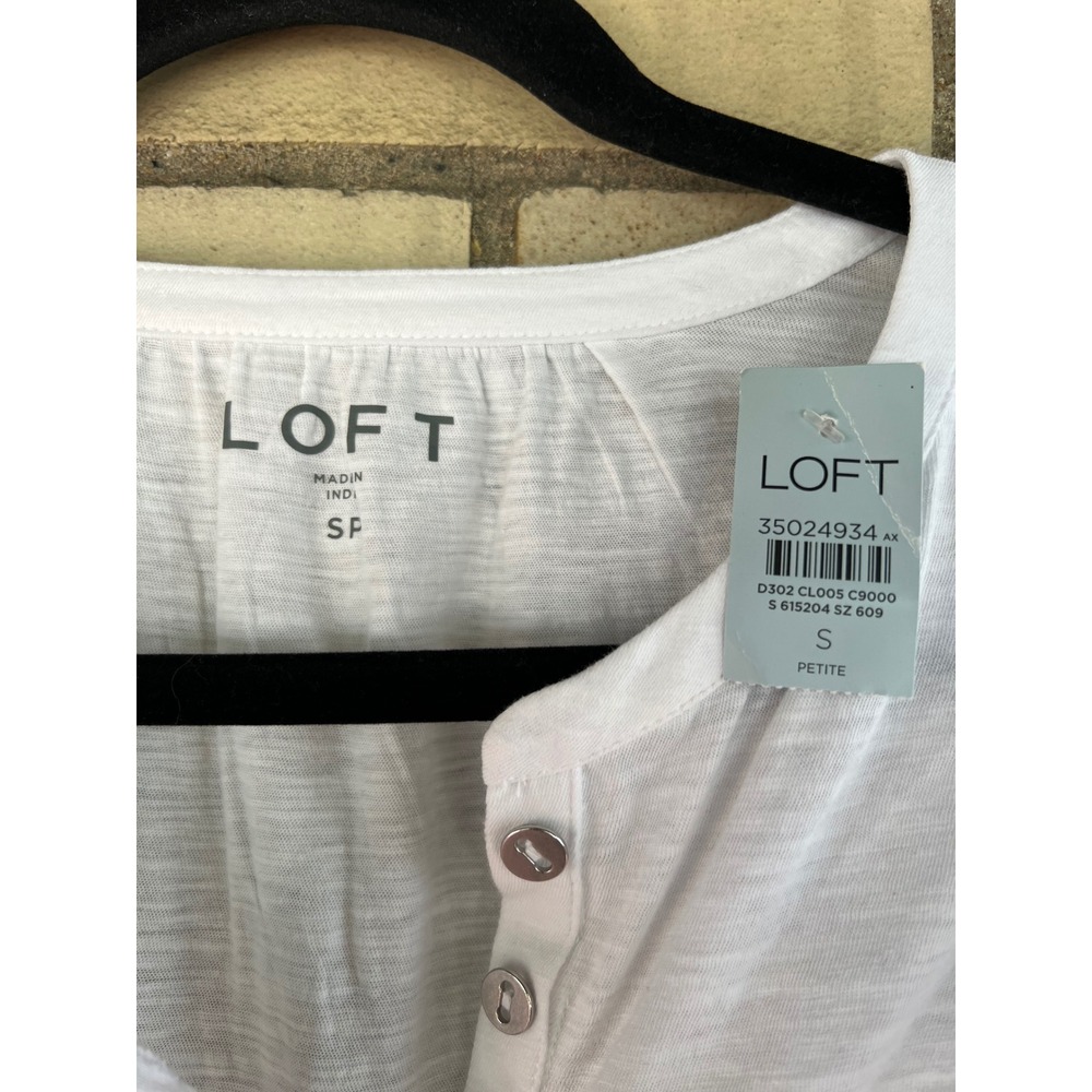 8. LOFT White Teal Floral Eyelet Ruffle Sleeve Henley Top Petite Size Small NWT - Picture 2 of 5